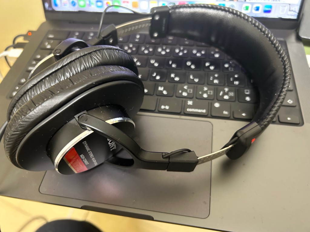 SONY ソニー MDR-CD900ST プロ仕様のスタジオモニターヘッドホン 