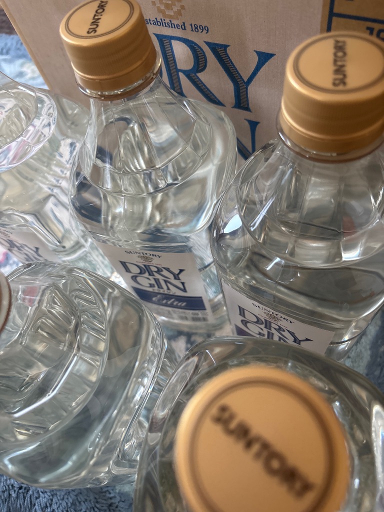 SUNTORY（サントリー） ジン ドライジン エクストラ 40度 正規 1800ml