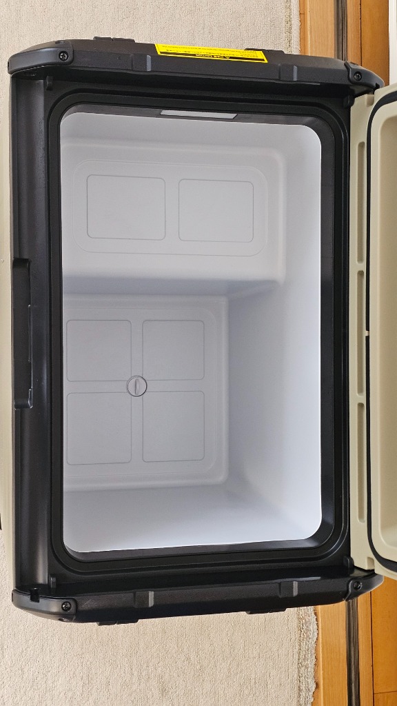 EENOUR 車載冷蔵庫 ポータブル冷蔵庫 45L バッテリー内蔵可能 ac dc