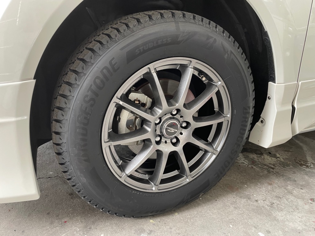ブリザック DM-V3 225/65R17 スタッグ 17×7.0 114/5 +38 17 ブリザック DM-V3 225/65R17 スタッグ 17×7.0 114/5 +38 17