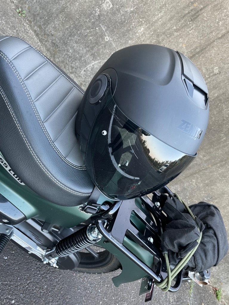 ZENITH YJ-22Ⅱ ホワイトダークスモークシールド YJ-22Ⅱ ZENITH Graphic | ヤマハ発動機グループ ワイズギア