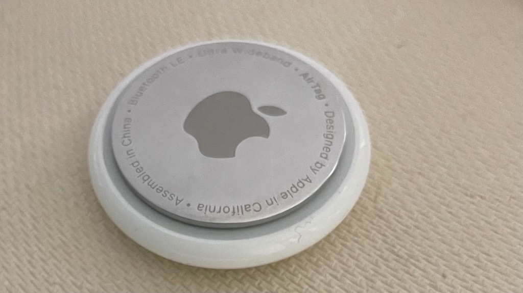 Apple AirTag 2個セット アップル エアタグ 本体 紛失防止 忘れ物防止 