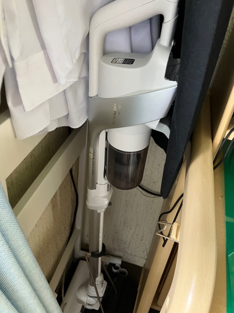 SHARP SHARP コードレススティック掃除機 RACTIVE Air EC-HR8-W