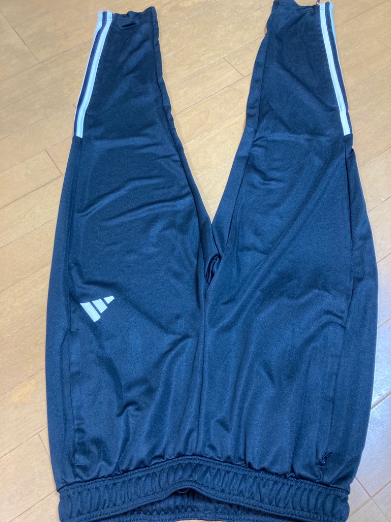 adidas パンツ アディカラー スリーストライプス ショーツ