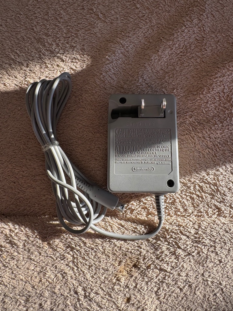 任天堂（Nintendo） 3DS 充電器 純正 ACアダプター New3DSLL New