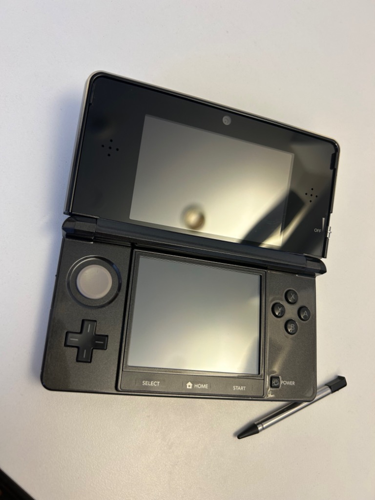 3DS 本体 ニンテンドー3DS 中古 充電器 タッチペン ランダム SDカード ソフト セット すぐ遊べるセット