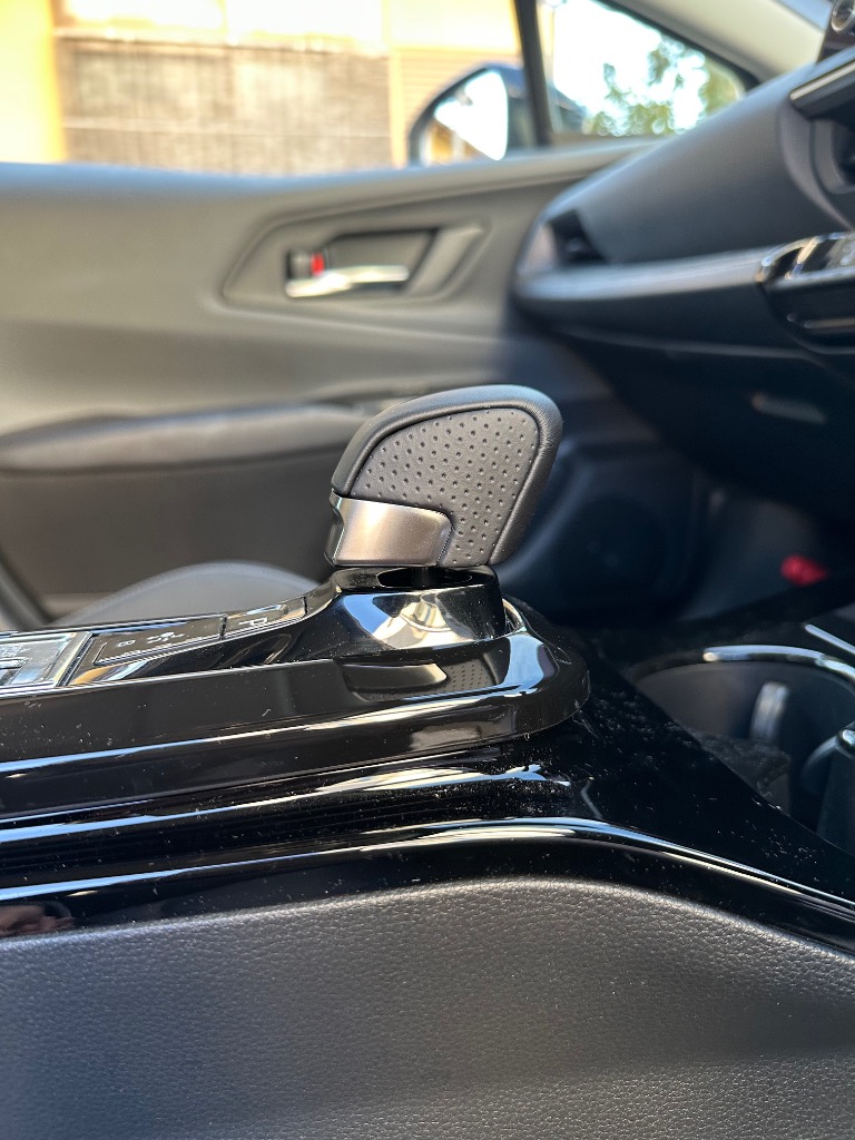 レクサス純正 ESシフトノブ F-SPORT 中古品 レクサス純正 ES300h F SPORT AT車 パンチングレザー シフトノブ