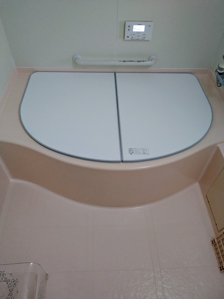 LIXIL 風呂ふた 薄型保温組ふた 浴槽サイズ 95×140cm用(実寸