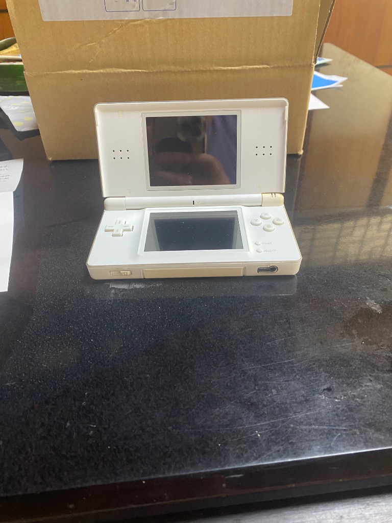 任天堂 ニンテンドーDS Lite（クリスタルホワイト） ニンテンドーDS