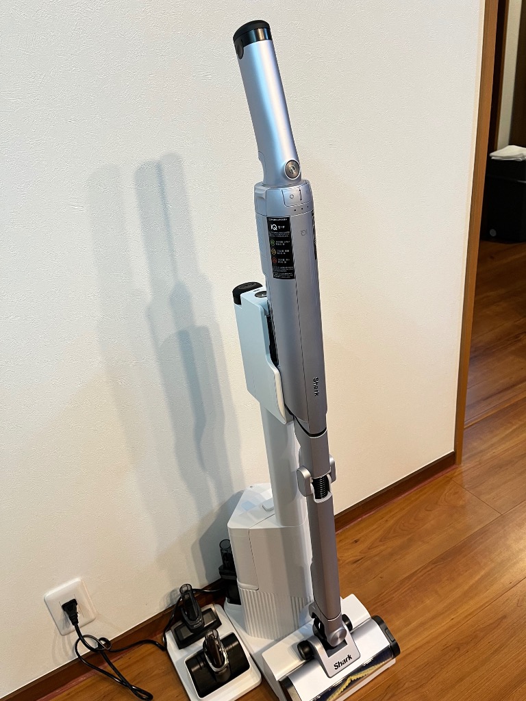 Shark（シャーク） LC751JLV シャークニンジャ Shark EVOPOWER SYSTEM