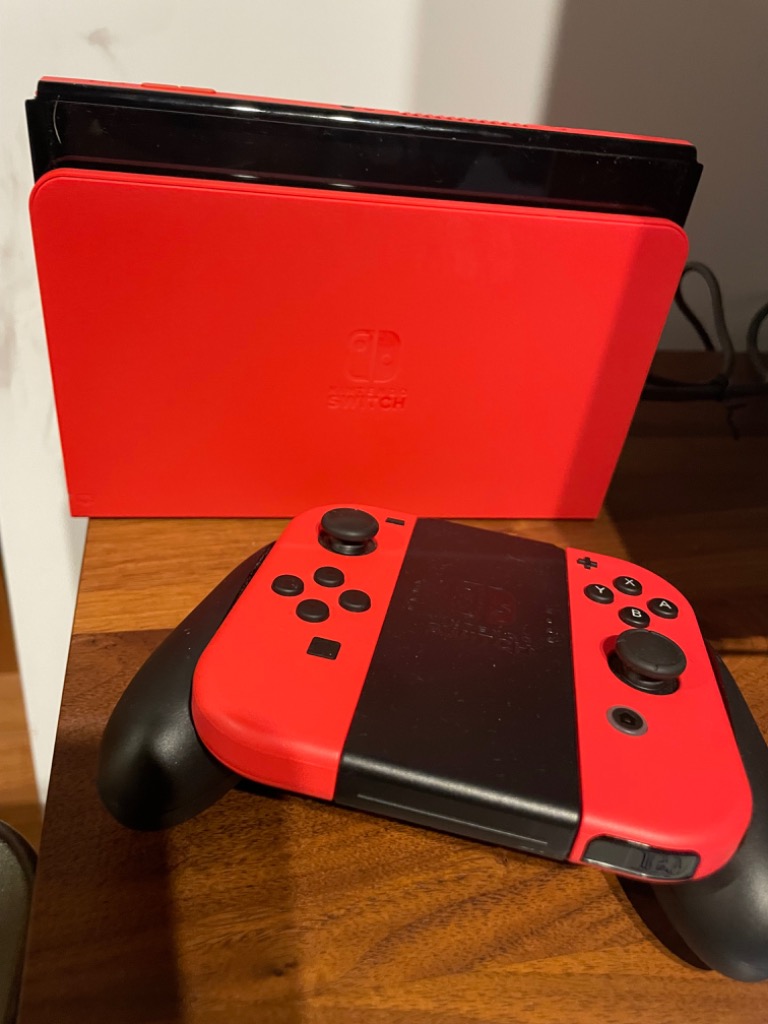 Nintendo Switch 有機ELモデル マリオレッド 新品未使用 本体 任天堂 