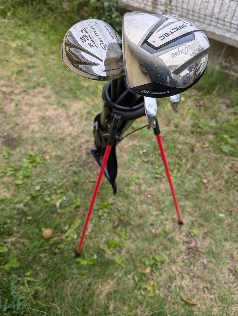 SEQUENTIAL GOLF シーケンシャルゴルフ セルフスタンド付き
