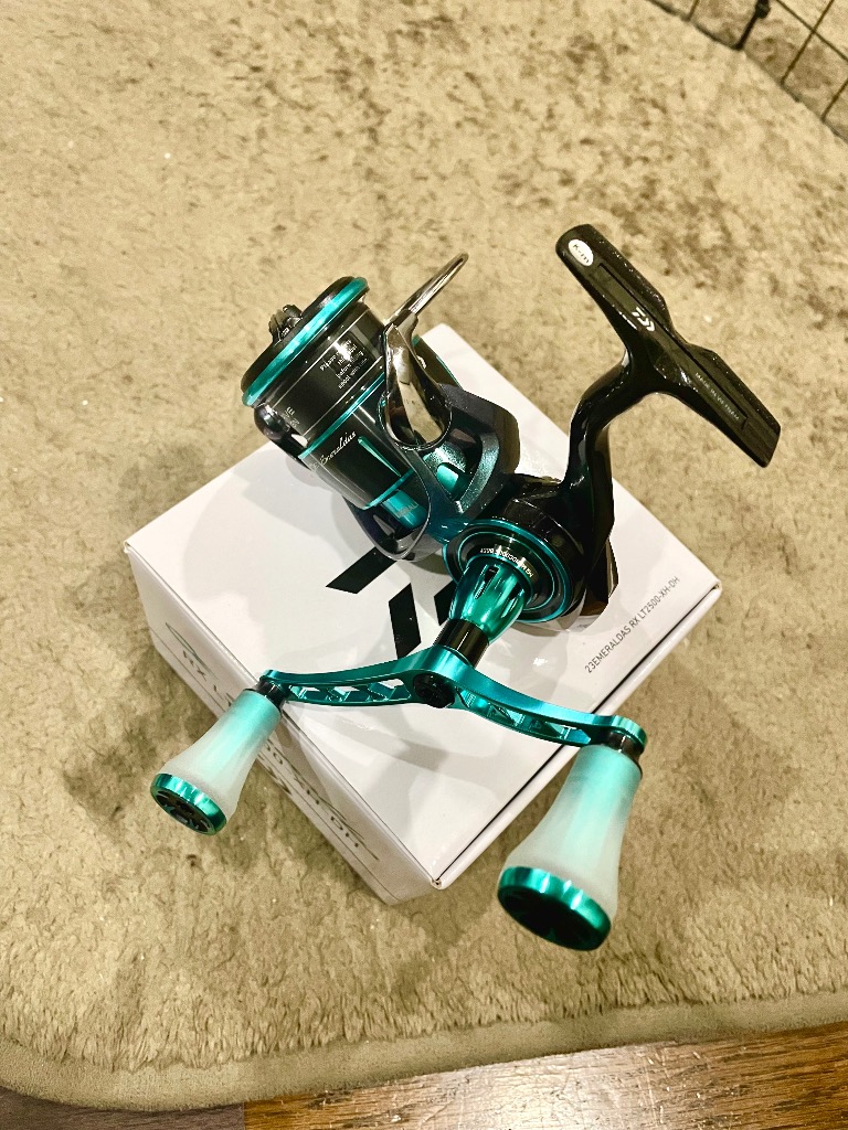 DAIWA（釣り） 23 エメラルダス RX LT2500-XH-DH スピニングリール