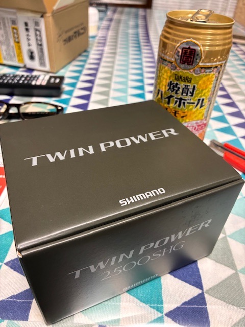 シマノ 24 ツインパワー 2500SHG (2024年モデル) スピニング