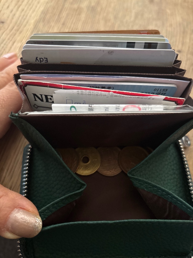財布 レディース 二つ折り お札折らない じゃばら RFID
