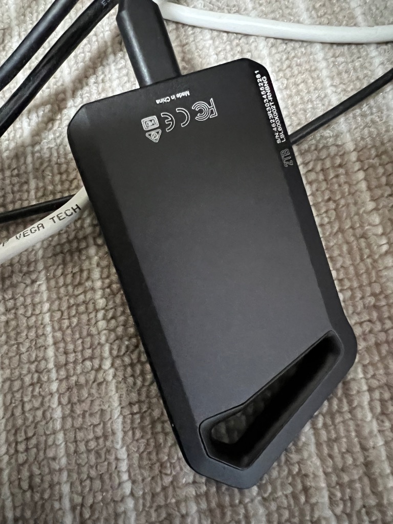 Lexar Professional スマートフォン用ストレージ拡張　2TB Amazon.com: Lexar 2TB Professional Go Portable SSD w/Hub