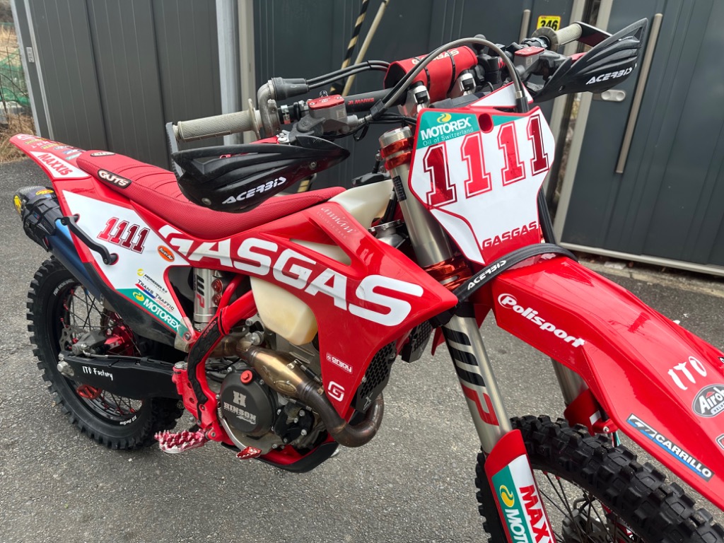 サーモンラン ジャケット Mサイズ ネームプレートおまけ付き 高級ミラー ゼッケン 枠付 ナンバー 数字 ステッカー Mサイズ6