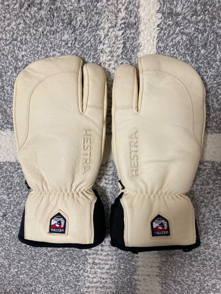 33872-060】HESTRA ヘストラ グローブ Topo 3-Finger Almond White 24
