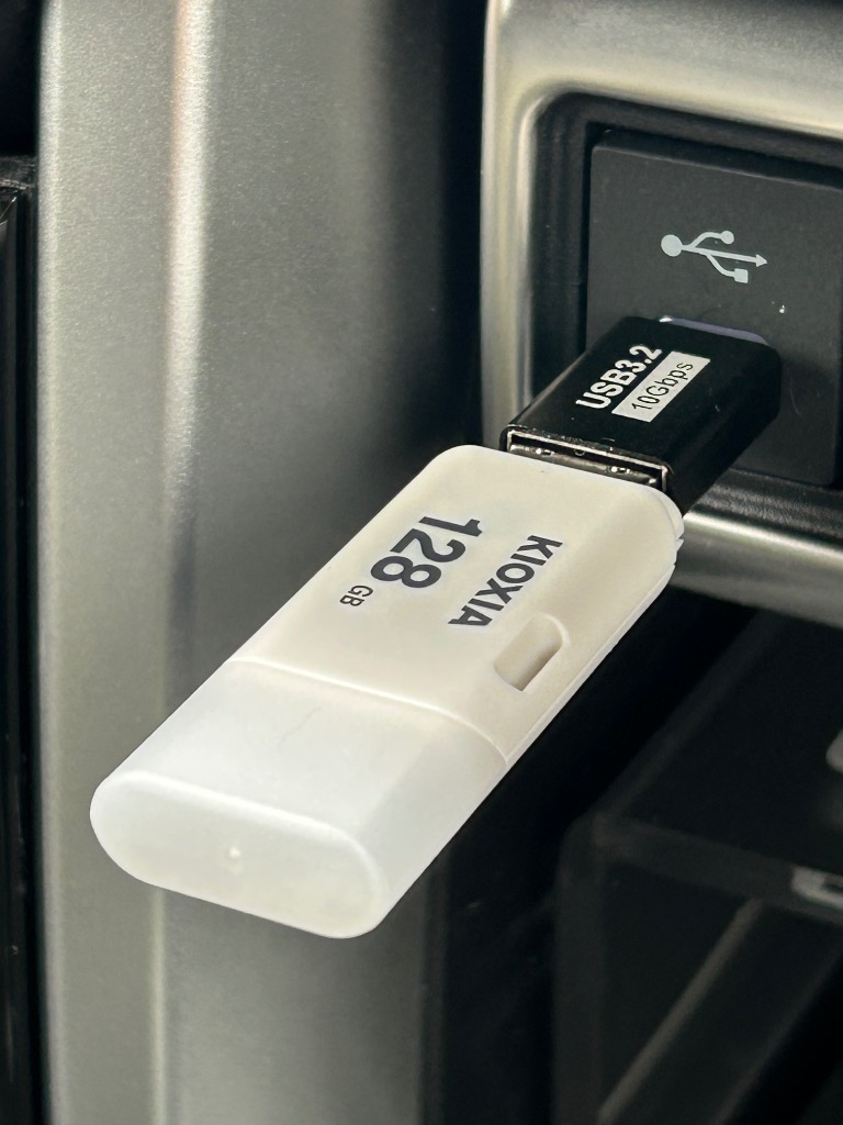 TransMemory(東芝) 128GB USBメモリ USB2.0 KIOXIA キオクシア TransMemory(東芝) 128GB USBメモリ USB2.0 KIOXIA キオクシア