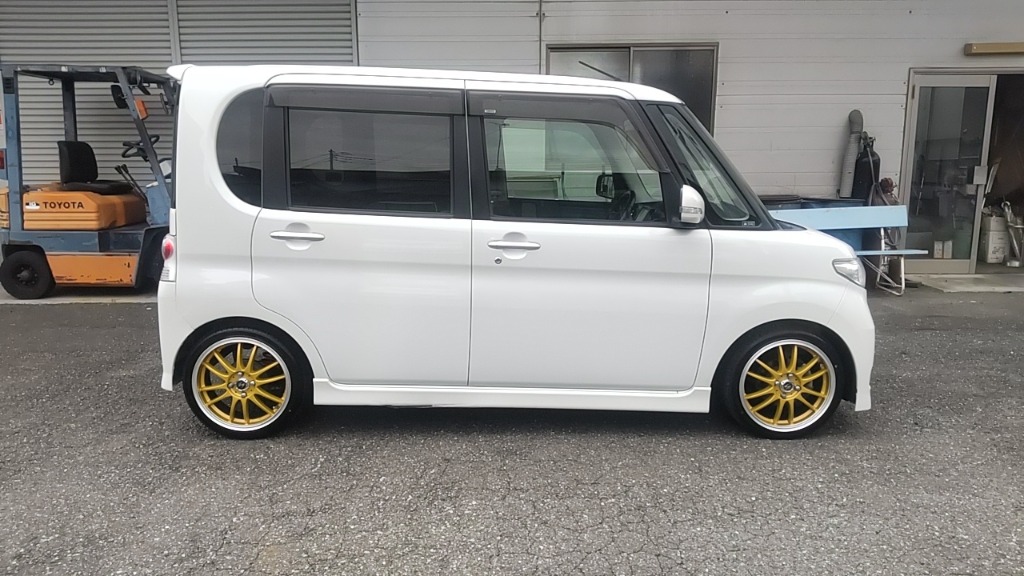 ローダウンサス ダイハツ タント タントカスタム L375S レッド