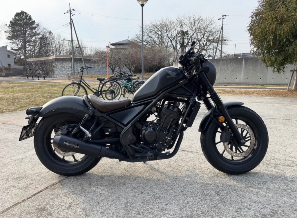 ホンダ レブル250 リアサスペンション ブラック ローダウン リア