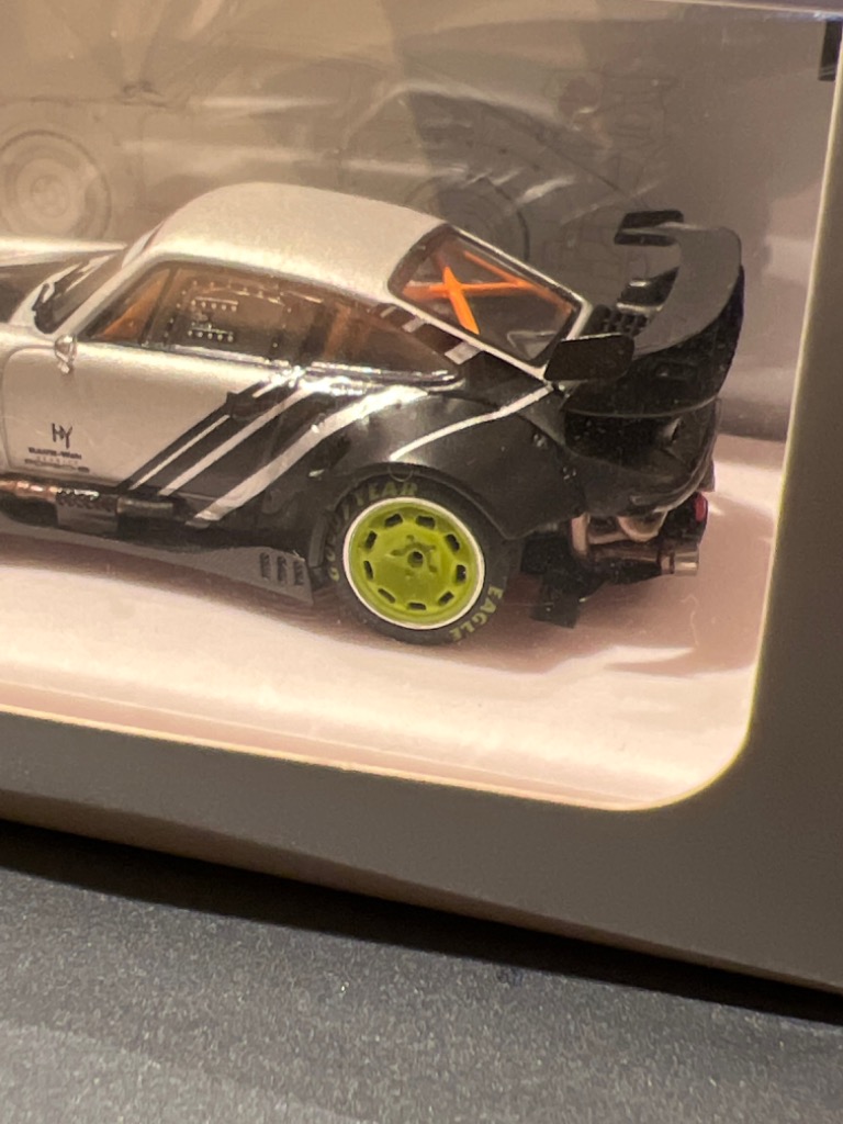 新品 DCM 1/64 ポルシェ Porsche RWB 964 Matte grey and Carbon