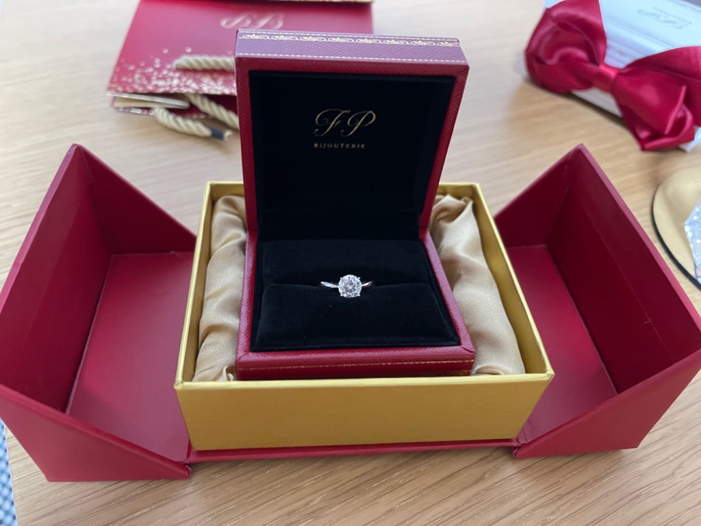 愛と美と夢を・・・エンゲージリング☆カレン☆結納☆婚約指輪