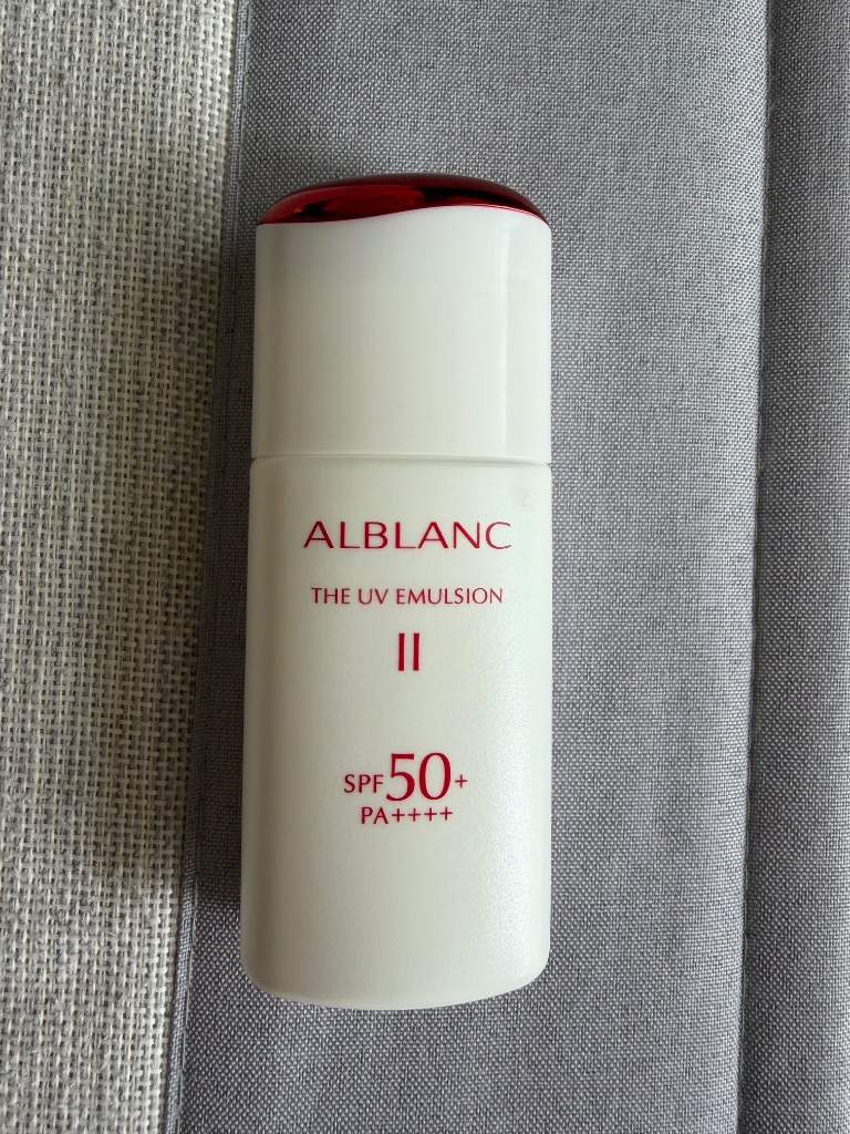 ALBLANC 花王ソフィーナ アルブラン ザ UVエマルジョン SPF50+・PA++++