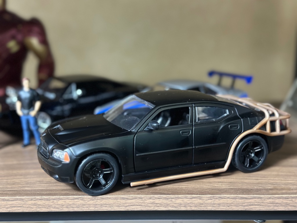 Jada ワイルドスピード ミニカー ダッジチャージャー 1/24