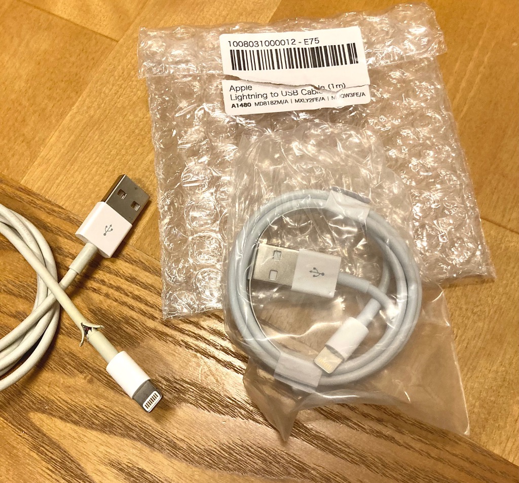 Apple 純正 ライトニングケーブル 1m Lightning USBケーブル
