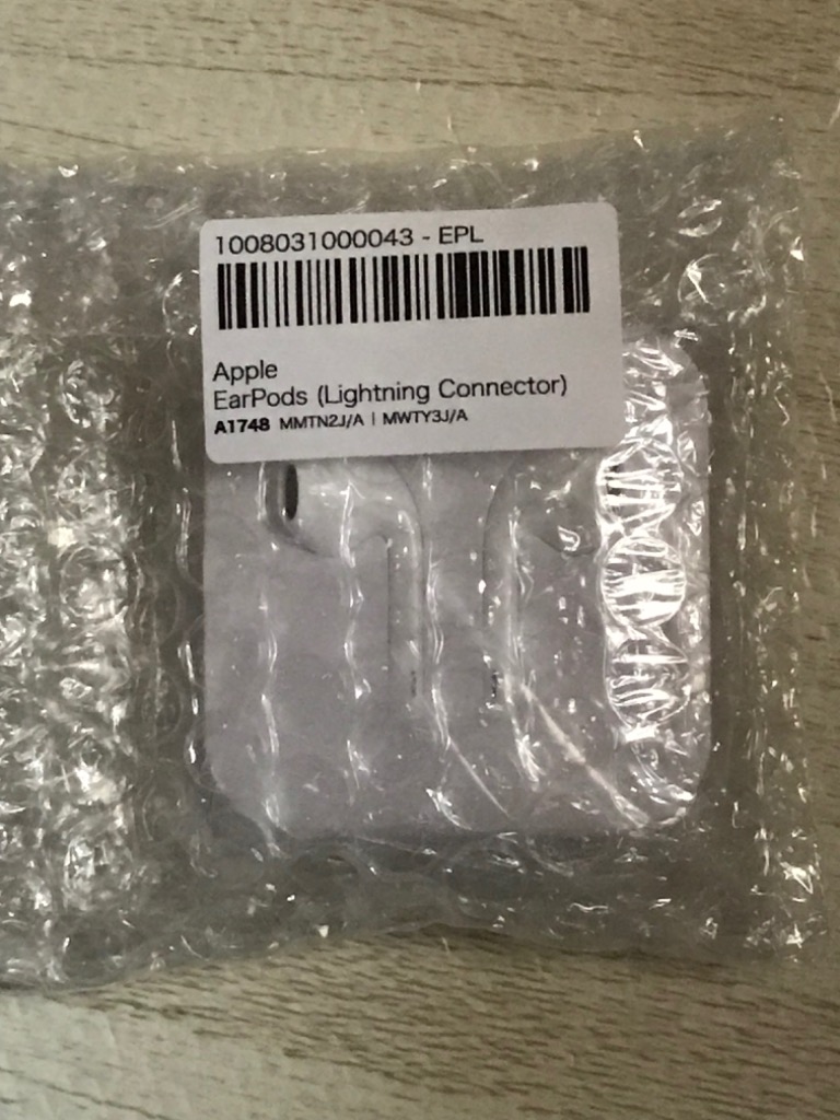 Apple 純正 EarPods with Lightning Connector ライトニング Apple 純正 EarPods with Lightning Connector ライトニング