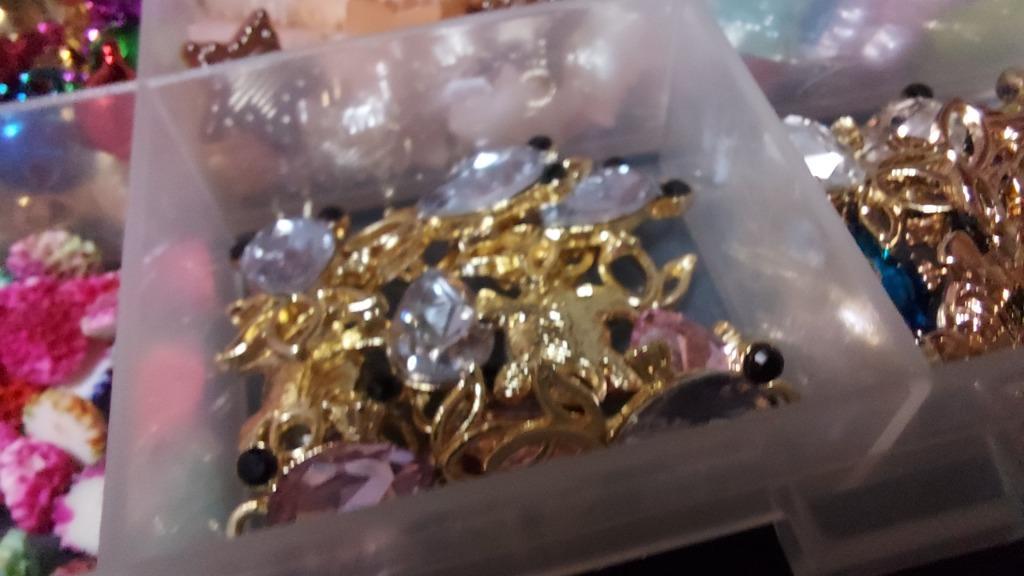★ROBINMAY☆Crystal 吊飾 舒華 シュファ バックチャーム/送料込 ストーン付金魚のチャーム 5個入り : gaikicraft - 通販 - Yahoo