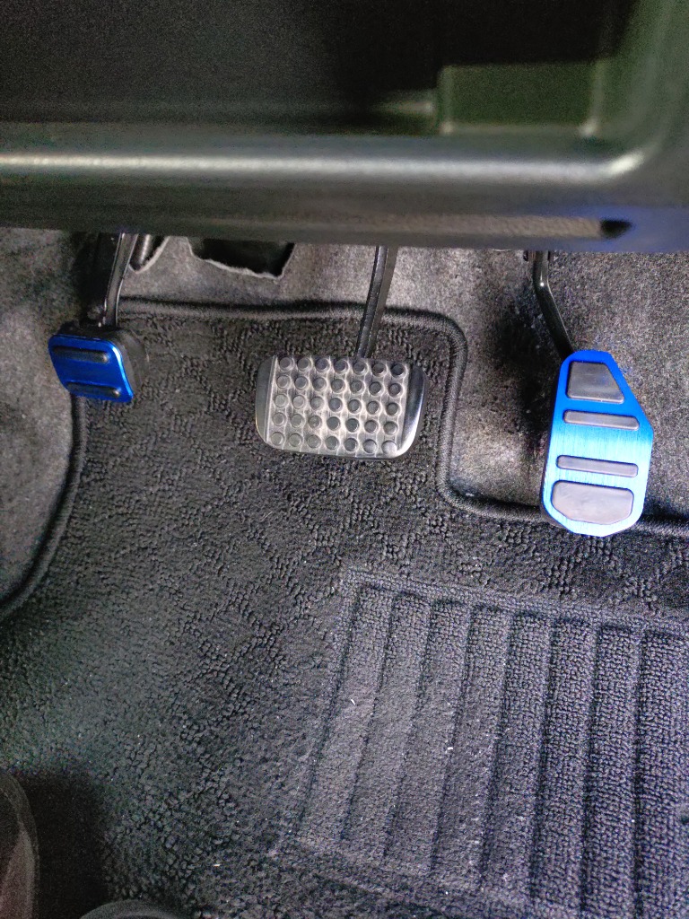 ダイハツ トヨタ スバル車用 高品質アルミペダル ルーミー