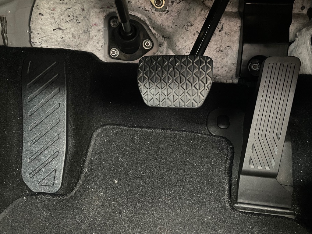 専用設計 マツダ ロードスター ND アルミ ペダルカバー セット 楽天市場】マツダ ロードスター ND MT 用 純正ペダル対応 アルミペダル