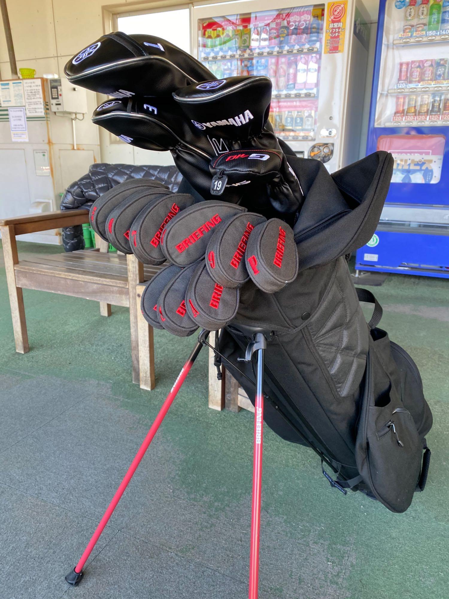 日本正規品 ブリーフィング ゴルフ ヘッドカバー BRIEFING GOLF