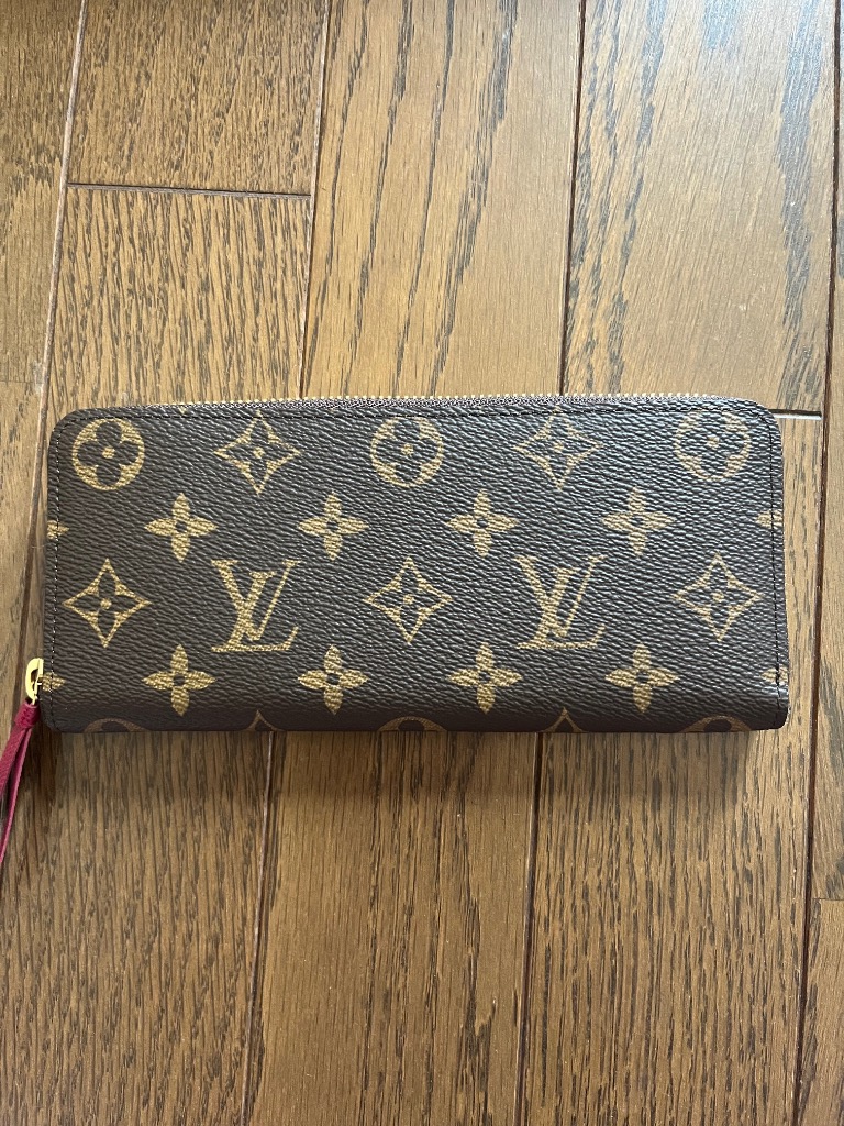 美品！ヴィトン　モノグラム　クレマンス　長財布　フューシャ　M60742 LOUIS VUITTON（ルイ・ヴィトン） 長財布 モノグラム ポルトフォイユ