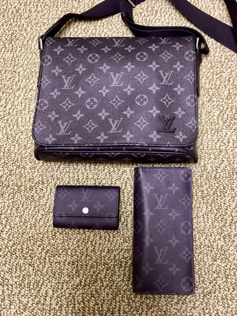 新品 ルイヴィトン キーケース モノグラム・エクリプス