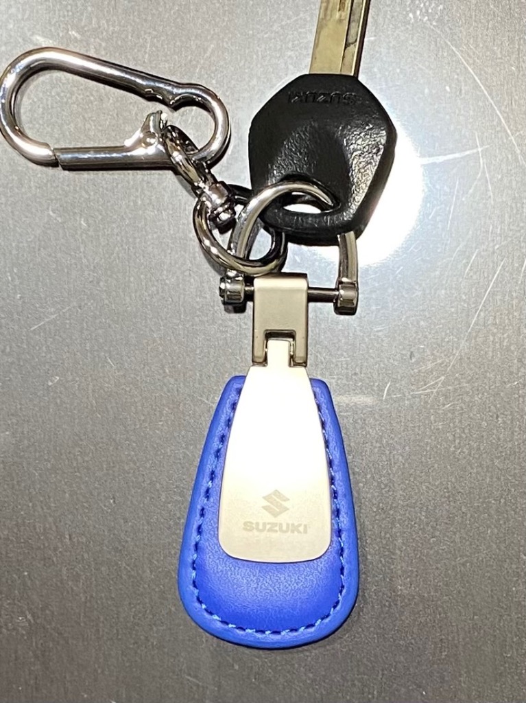 キーホルダー スズキ SUZUKI スズキ純正 レザーキーホルダー ティアドロップ