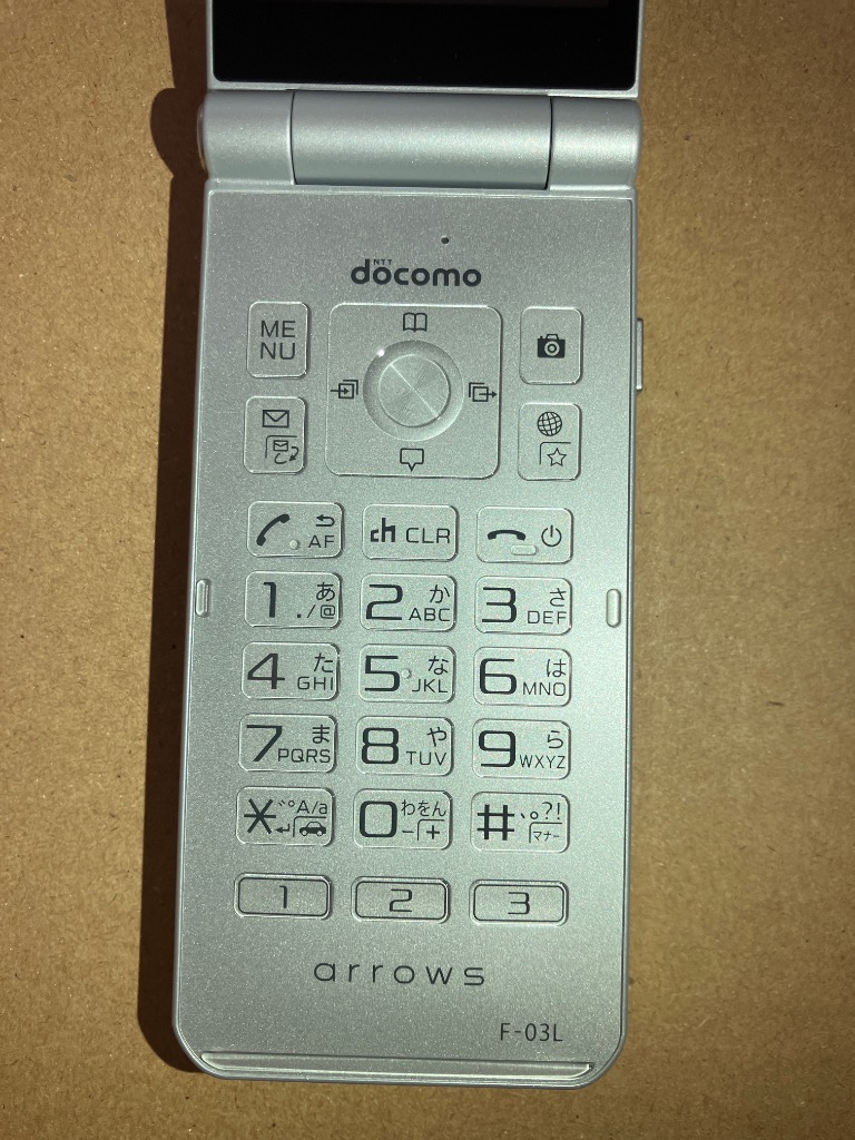 docomo arrows ケータイ 携帯電話 F-03L シルバー 未使用品 61yVp+Gp6lL._AC_UL210_SR210,