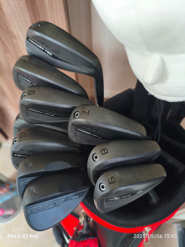 COBRA（ゴルフ） コブラ KING キング FORGED TEC4 ブラック
