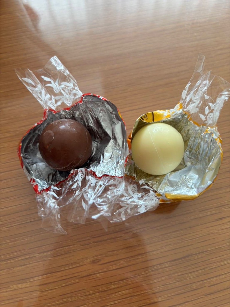 48粒] リンツ リンドール チョコレート 600g 詰め合わせ 箱なし メール