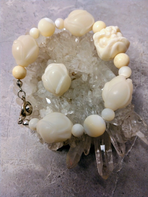 アイボリーナッツ貝台座