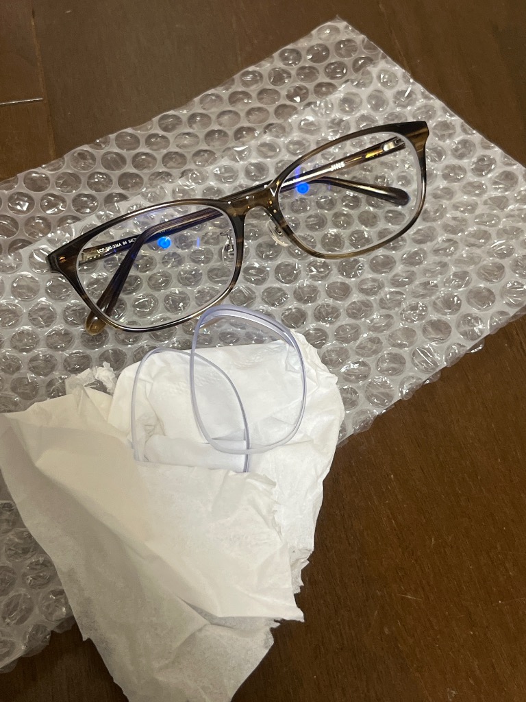 メガネの度付きレンズ交換 1.56（中薄型球面レンズ）超薄型非