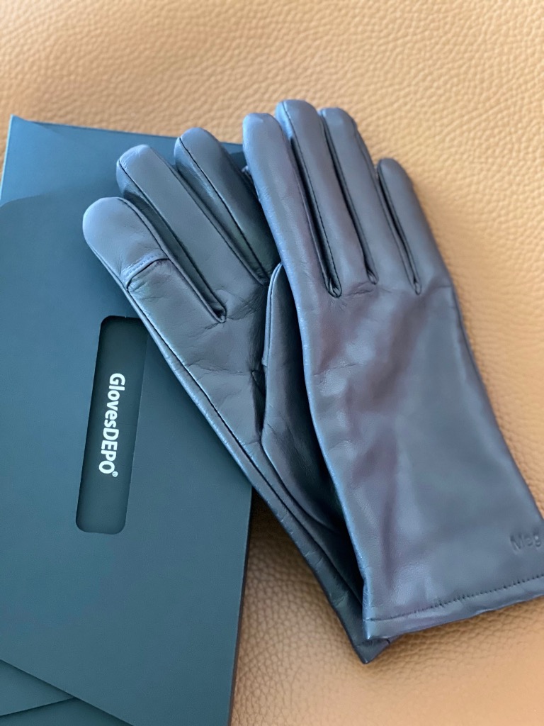 最高級イタリアンレザー イニシャル名入れ 高級 革 手袋 指先が出る