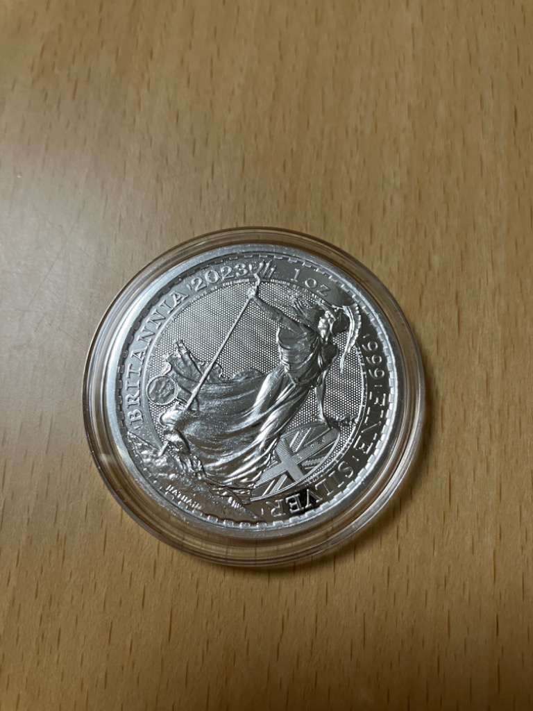 イギリス メイドマリアン 銀貨 2022年 1オンス キズ・ミルクスポット イギリス メイドマリアン 銀貨 2022年 1オンス キズ・ミルクスポット