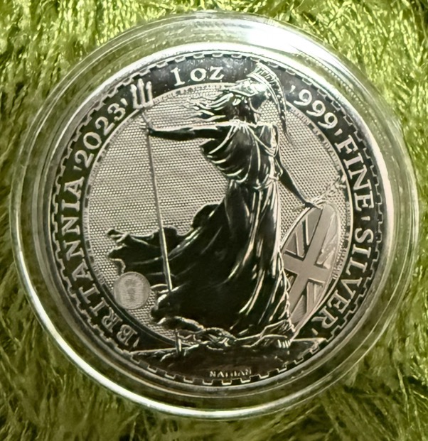 保証書・カプセル付き] 2023年 (新品) イギリス「ブリタニア」純銀 1