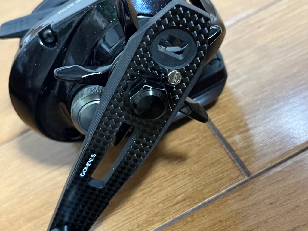 ダイワ　カスタムハンドル ベイトリール パワーハンドル カーボン 75mm 7×4mm穴対応 シマノ 8×5mm