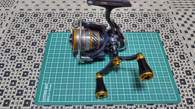 スピニングリール ダブルハンドル 98mm 供回り式 カーボン シマノ ダイワ カスタムパーツ ノブ付き ゴメクサス Gomexus :LCDH98: GOMEXUS - 通販 - Yahoo!ショッピング