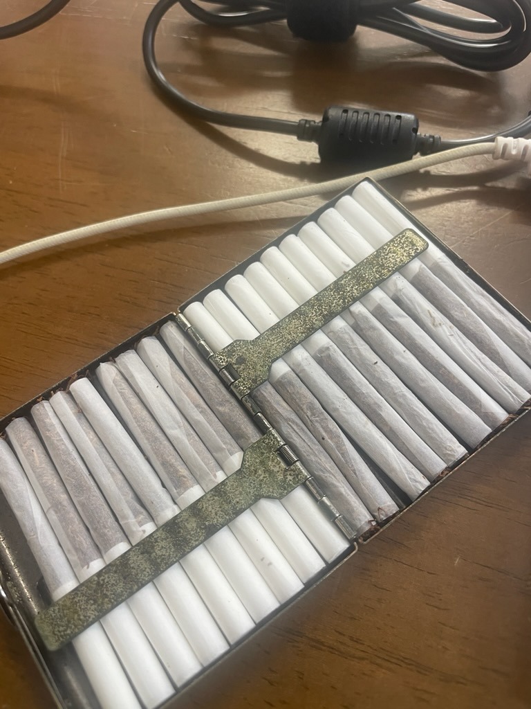 PURE 手巻きタバコ用 シャグ用 スリムフィルター 6mm x 30mm PURE 手巻きタバコ用 シャグ用 スリムフィルター 6mm x 30mm