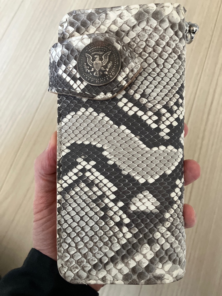 カルティエ　新品の同様　　長財布 長財布/ロングウォレット ダイヤモンドパイソン本革 イタリアン